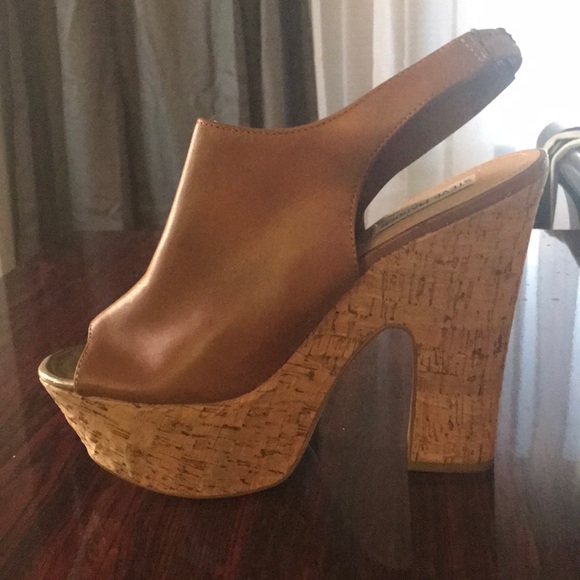 Steve Madden Brown Leather Wedges - Picture 4 of 4